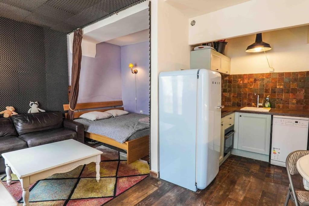 Studio With Home Cinema@Paris Chatelet Εξωτερικό φωτογραφία